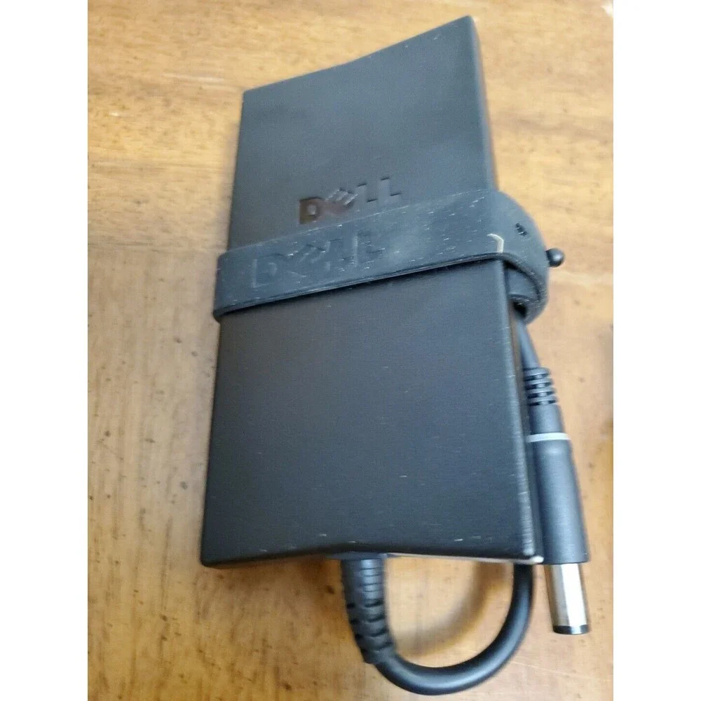Dell M109S DLP Portable Projector Easy On The Go With Power & Connector Cords